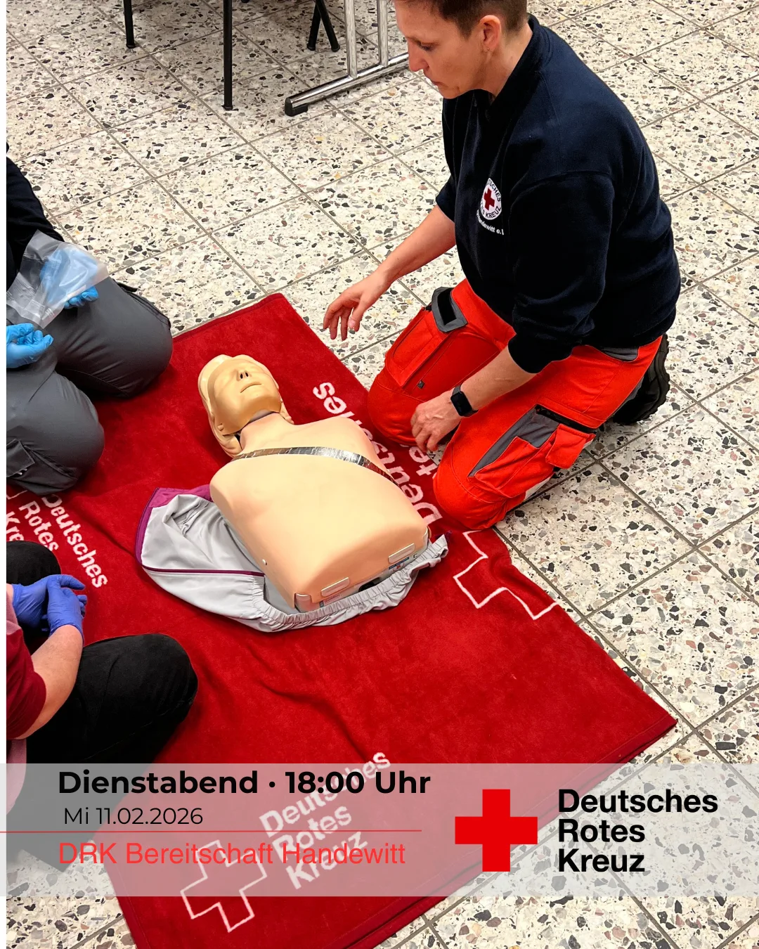 Dienstabend, 11. März 2026 – Herz-Lungen-Wiederbelebung (HLW) ohne Hilfsmittel durchgeführt
